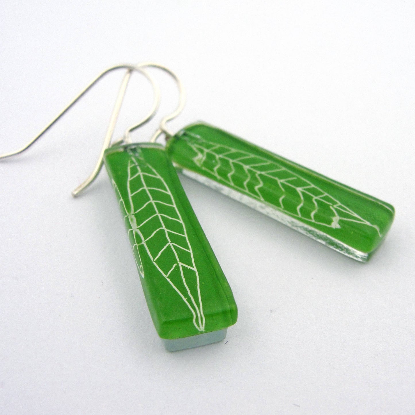 Pinnate Medium Bar Earrings