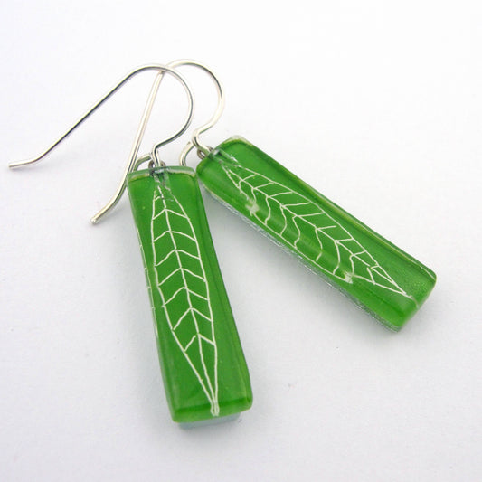 Pinnate Medium Bar Earrings