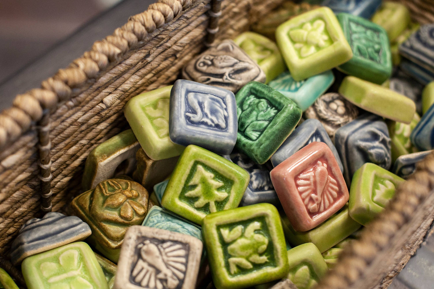 Owl Mini Tile : Leaf Green Glaze