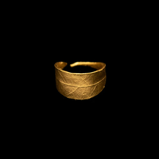 Single Leaf Laurel Ring