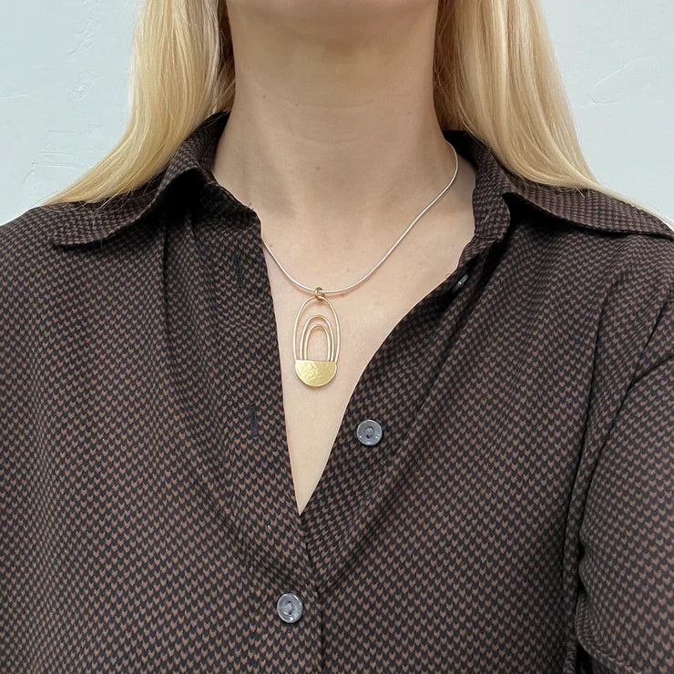 Narrow Basket Necklace