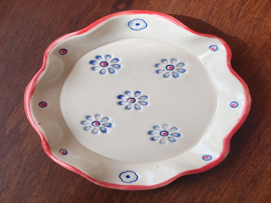 Daisy Print Ceramic Soap Dish