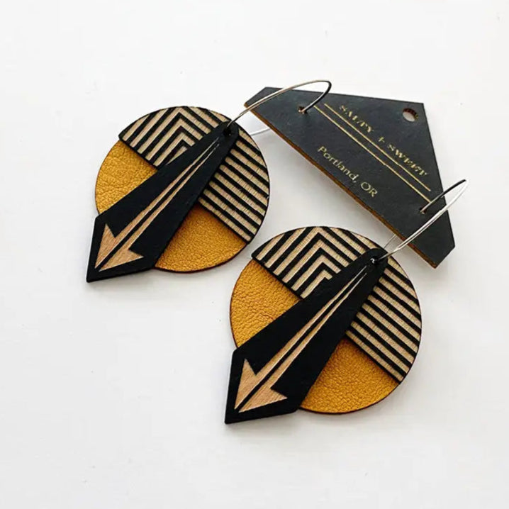 Arrow Line Mustard Earrings