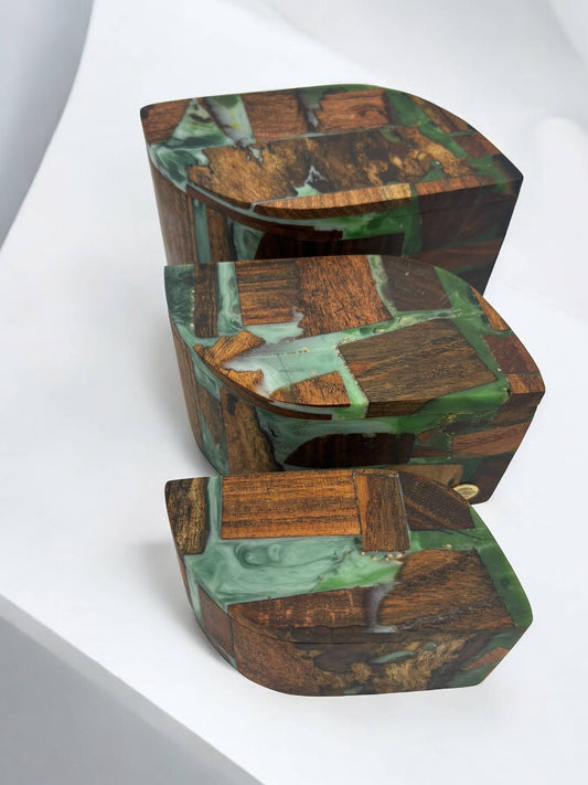 Patchwork Wink Box: Medium