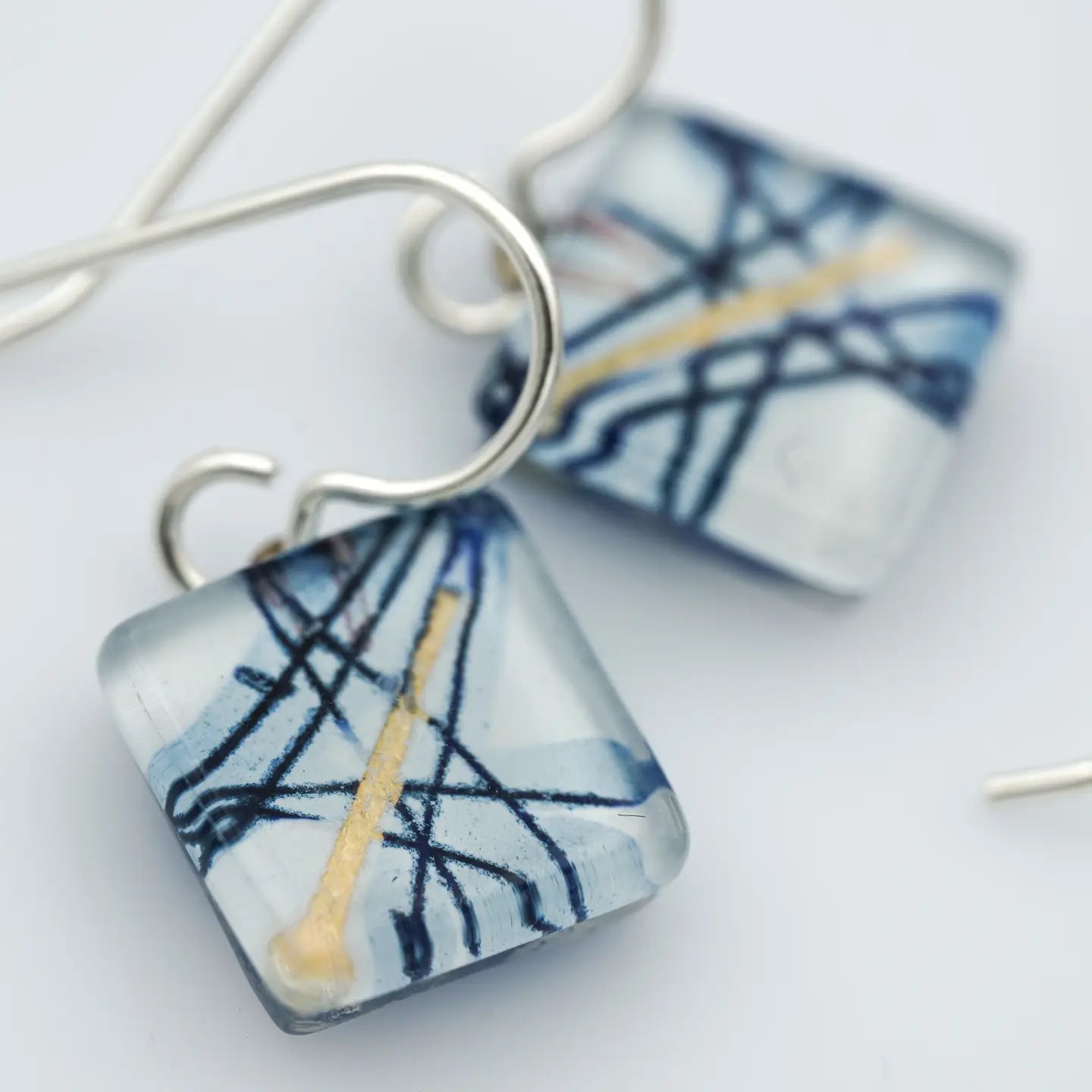 Criss Cross Square Earrings