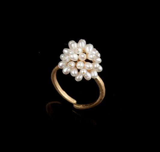 freshwater-pearl-gold-ring-dandelion-adjustable