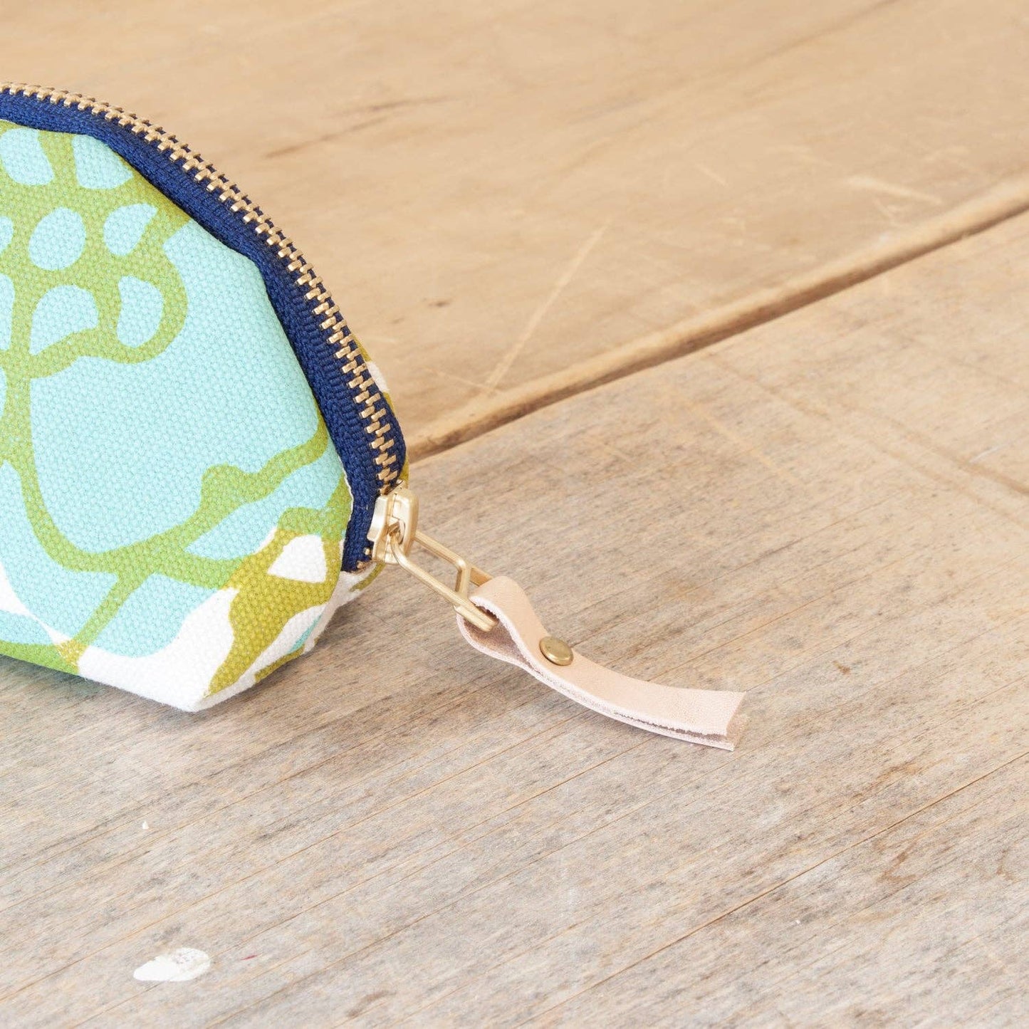 Seaweed Hazel Darlene Navy Zip Bag