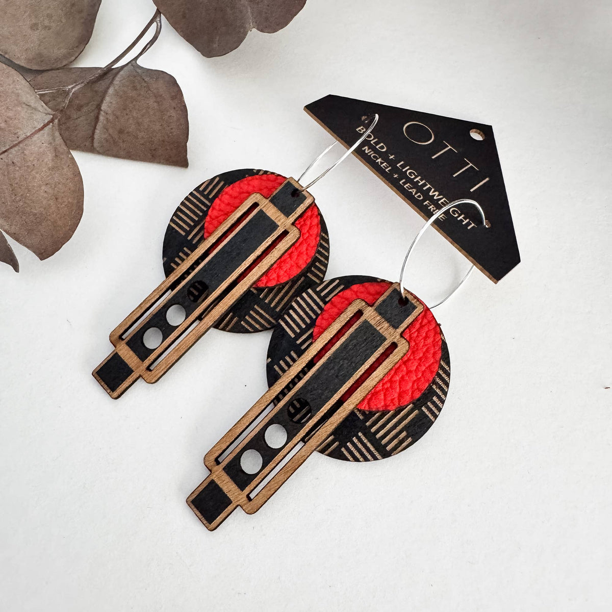 Architectural Leather+Birch Limited Spring: PAPRIKA: Wright Paprika / Basic Silver