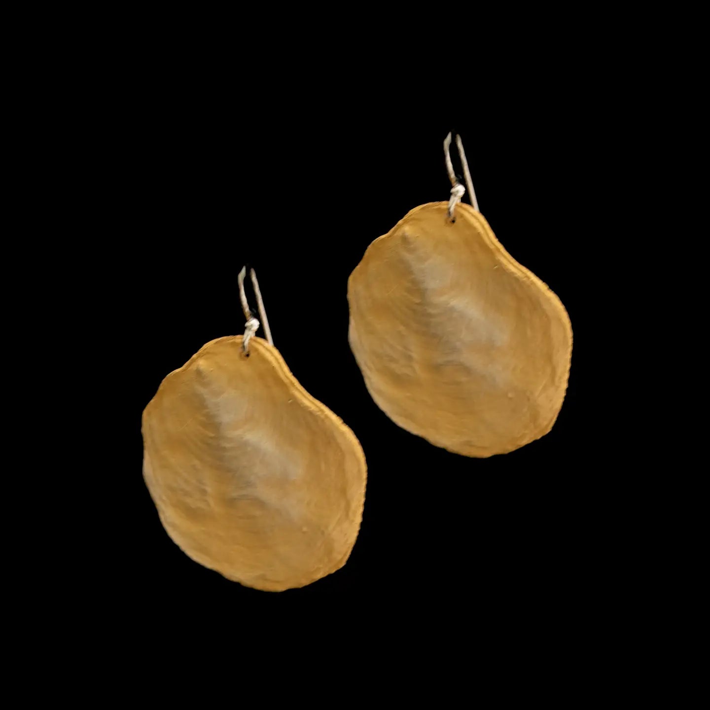 La Mer Shell Earrings