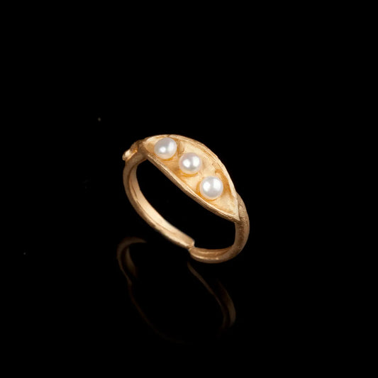 fresh-water-pearl-gold-ring-pea-pod-adjustable
