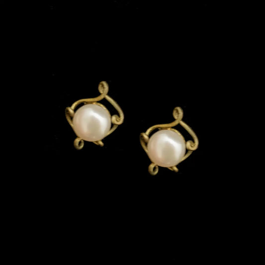 Pea Pod and Pearl Stud Earrings