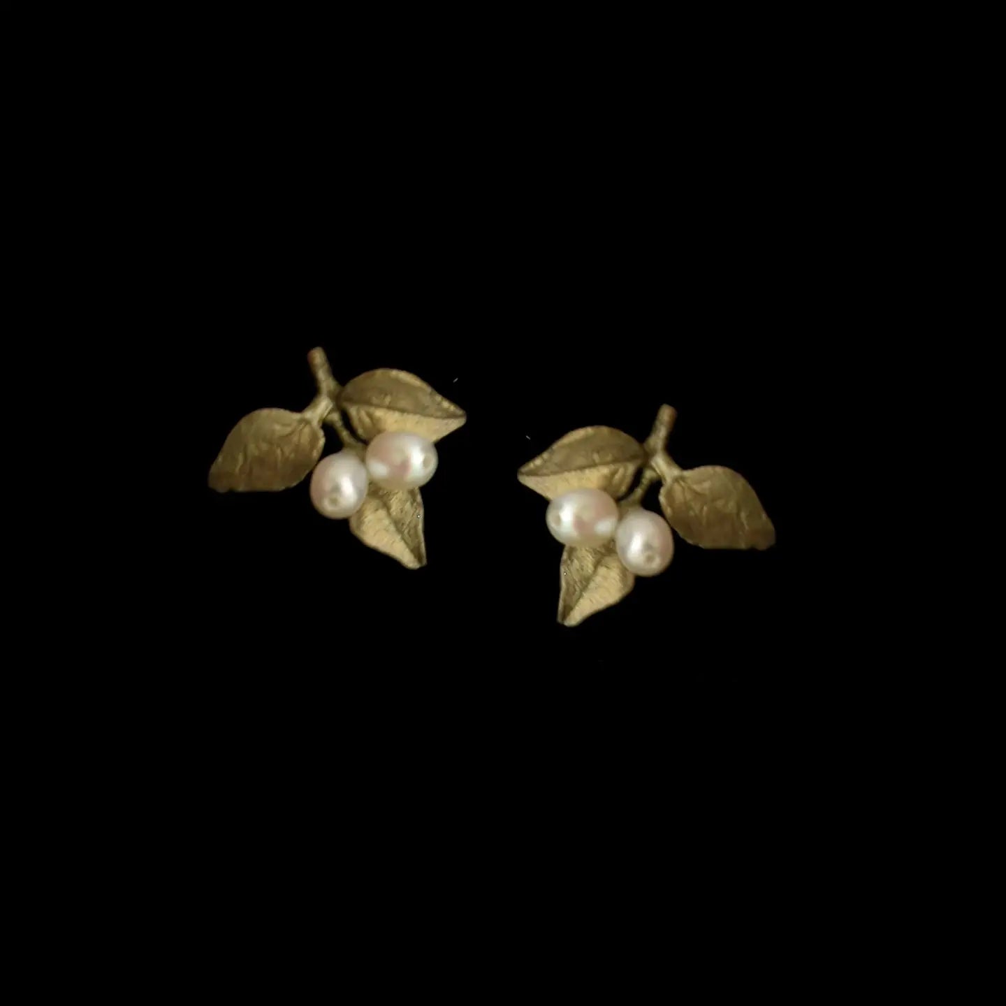 Myrtle Stud Earrings