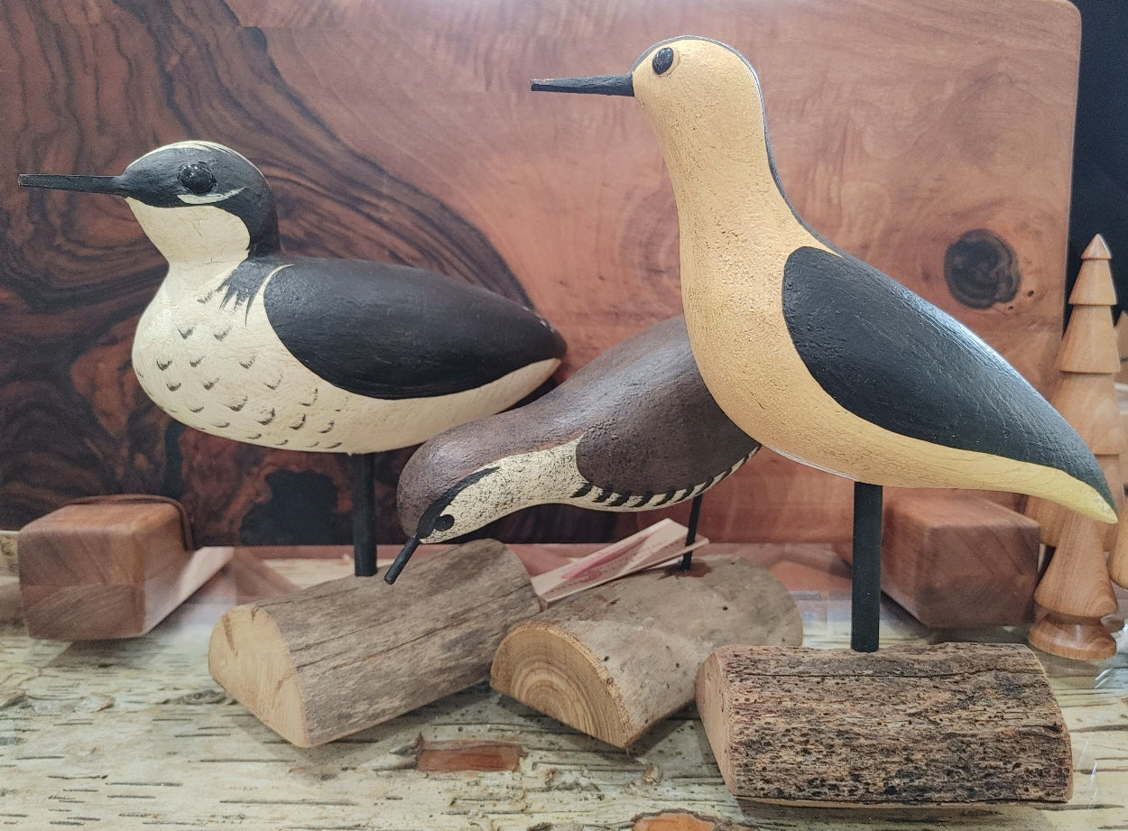 trio-wood-carved-sandpiper-decoy-display