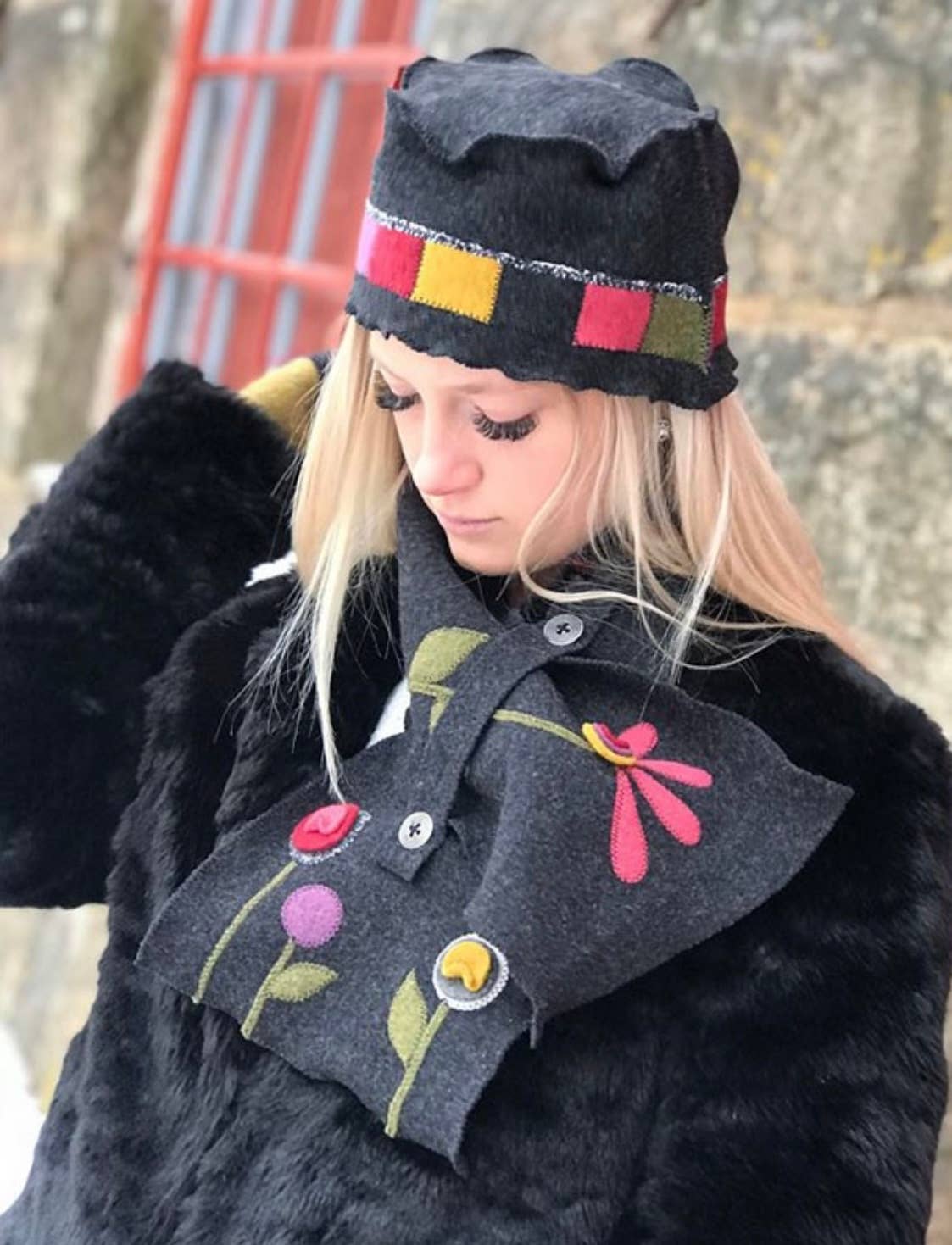 Black Flower Wrap