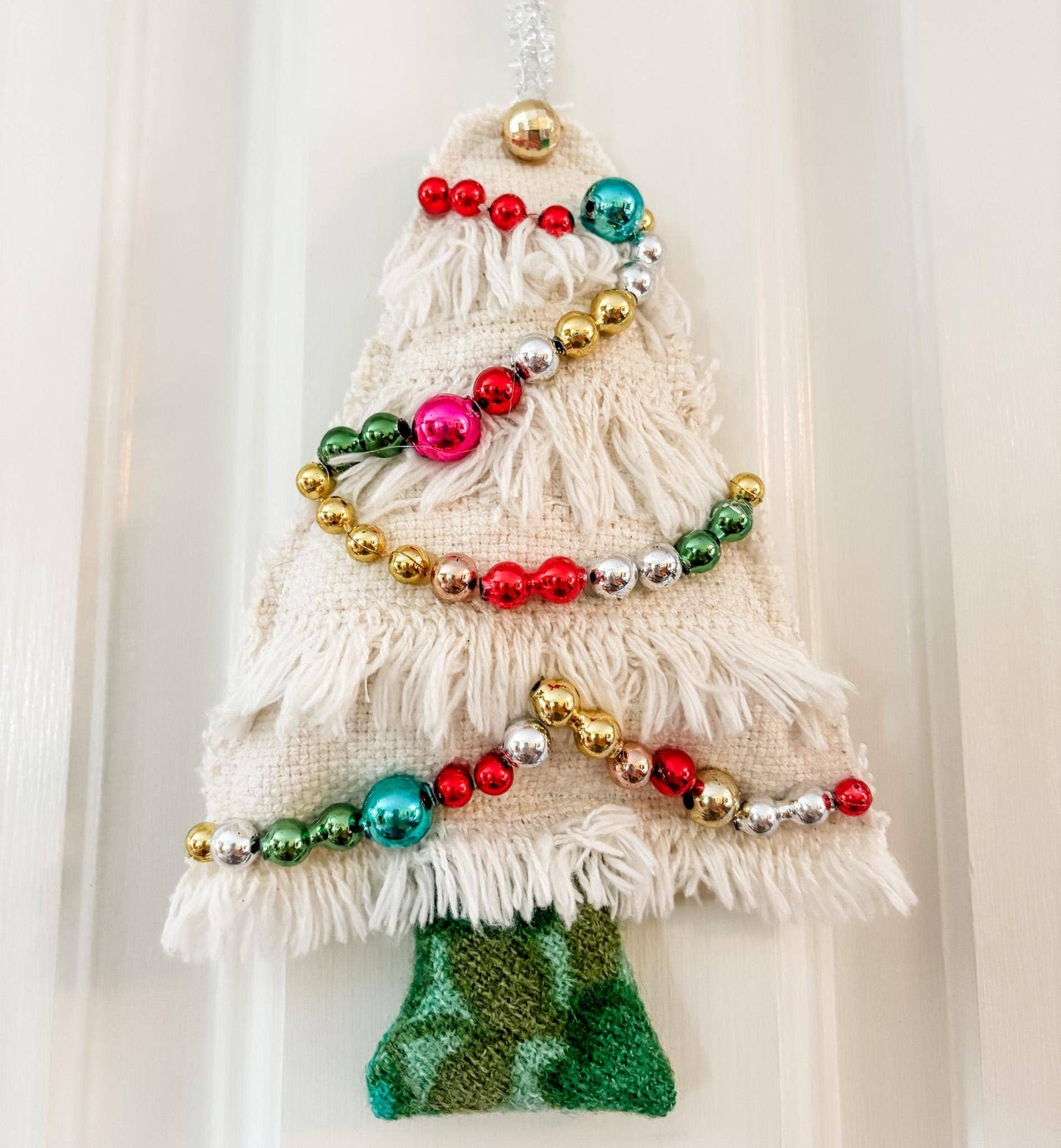 Mod Beads Cheery Tree - Hooked Rug Christmas Tree Decor