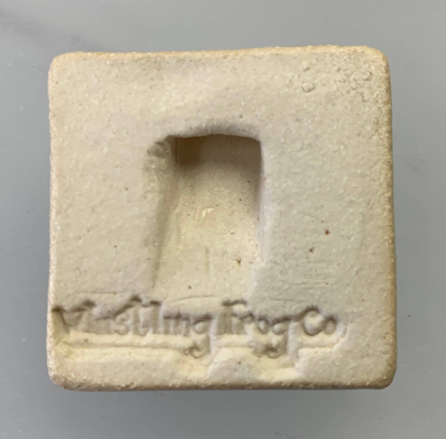 Rabbit Art Tile 1x1": Tree Frog Glaze