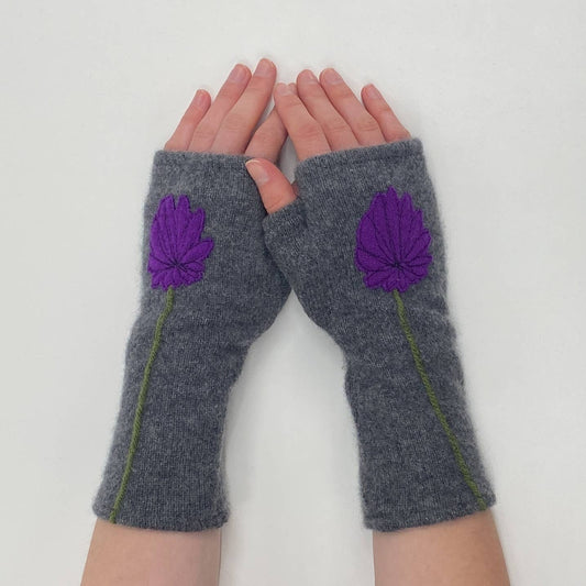 Fingerless Cashmere Gloves-Mum: Purple on Grey / One Size Fits Most