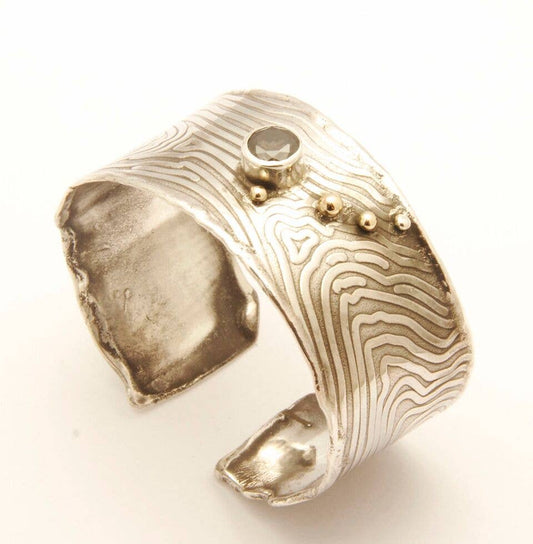 Cuff with Topaz Green / L