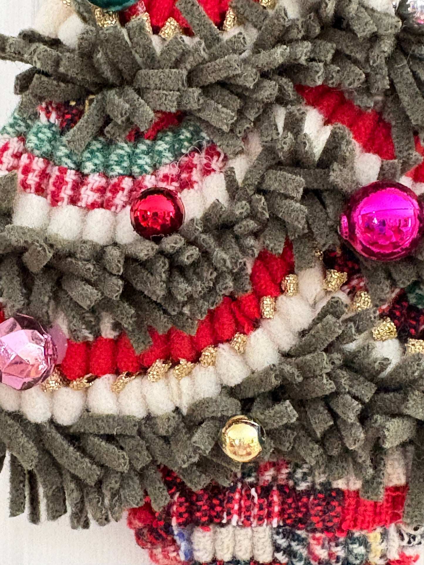 Merry Christmas Cheery Tree - Hooked Rug Decor