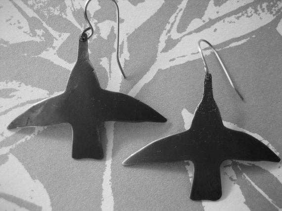 Frida's Hummingbird Earrings: Matte Silver