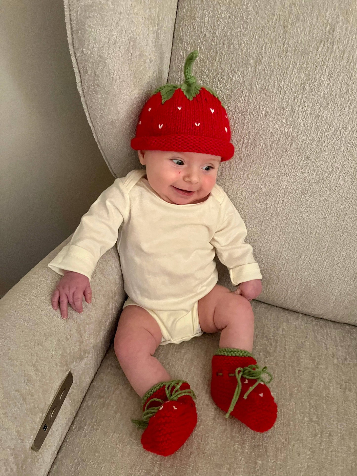 Strawberry; hand knit hat and/or booties; baby toddler : Baby booties