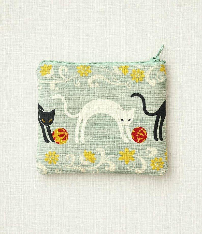 Gray Cat Pouch