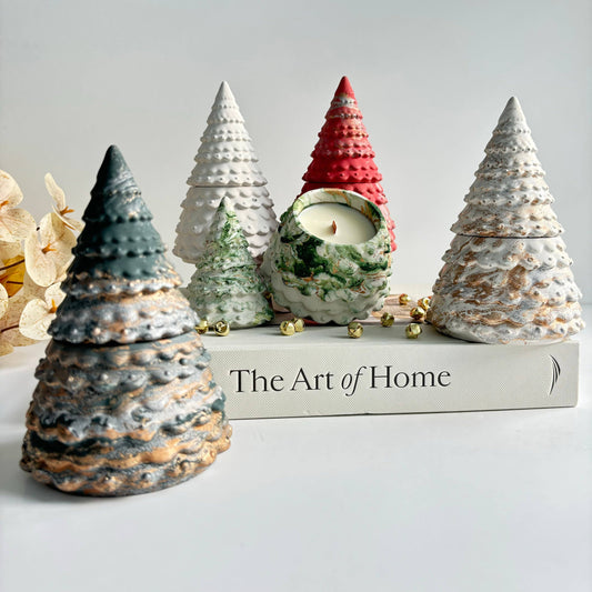 Christmas Tree Candle Pot | Holiday Candle: Forest - Gold & Silver / Fraser Fir