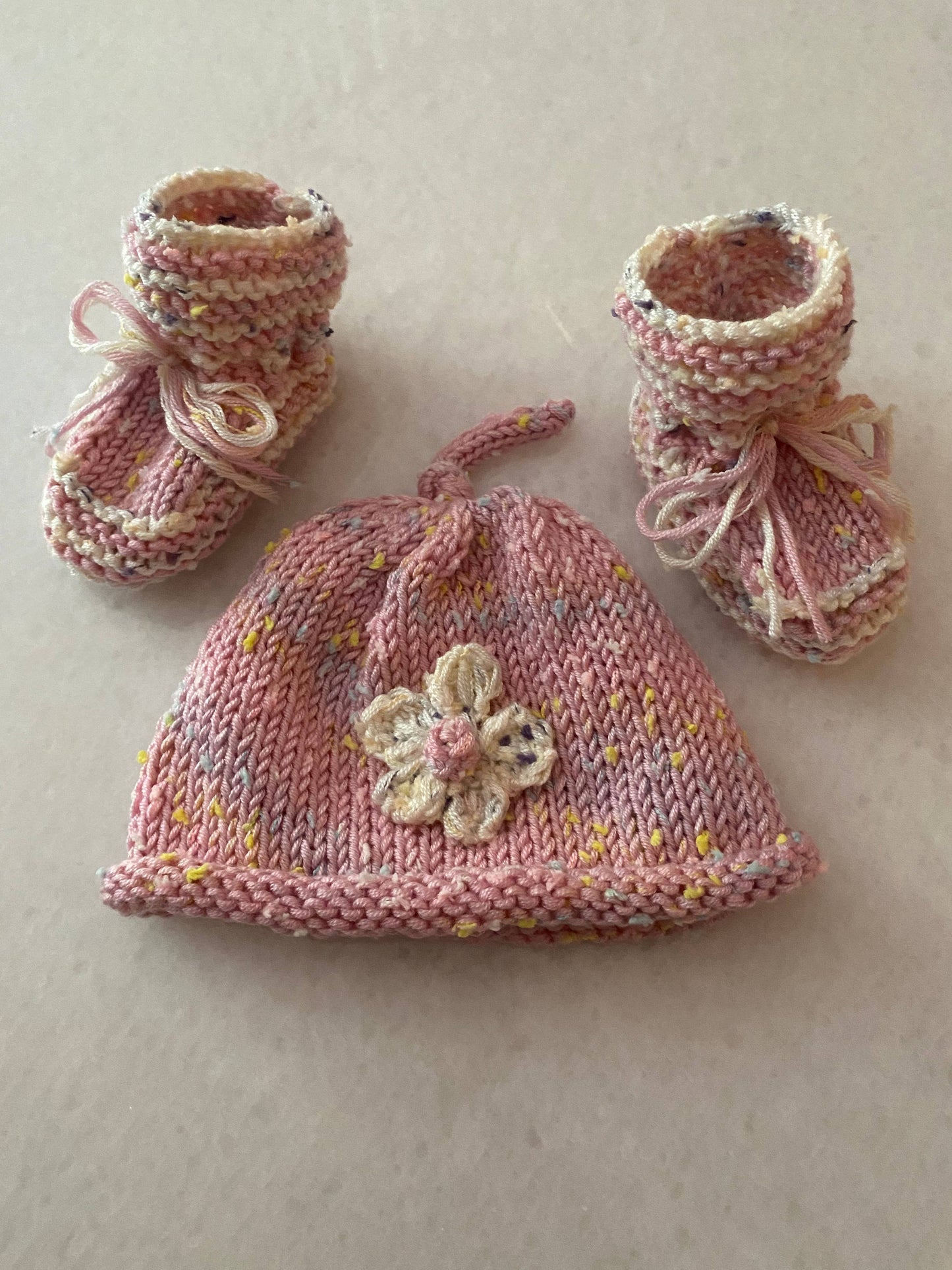 Flower; Hand knit hat and/or booties; baby toddler; girl: Baby booties