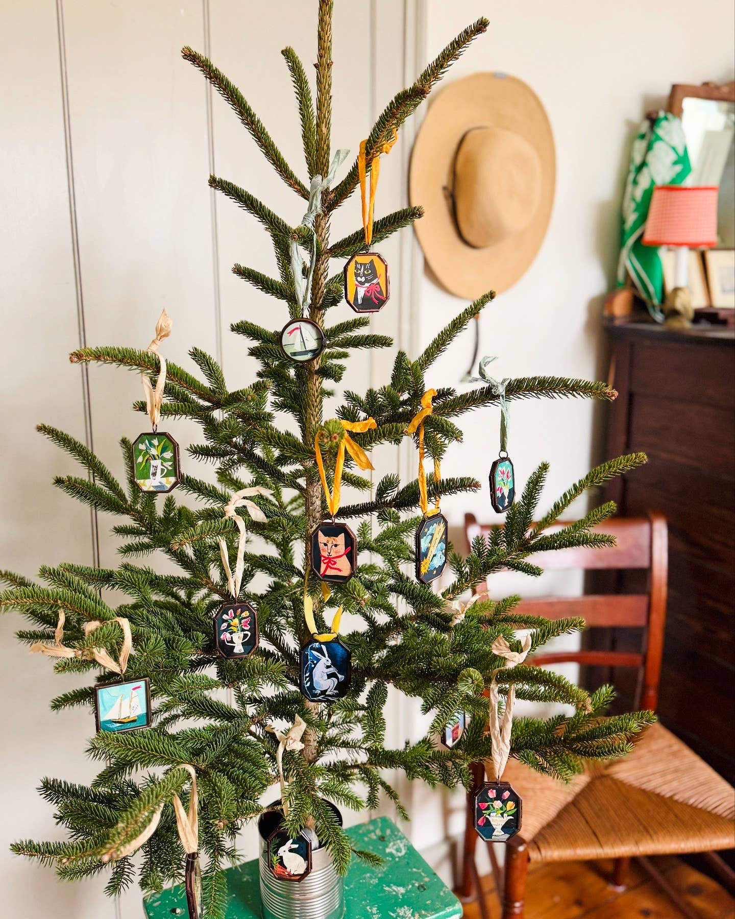 Lux Lion ~ Art Locket Ornament Inspirational Decor Handmade 