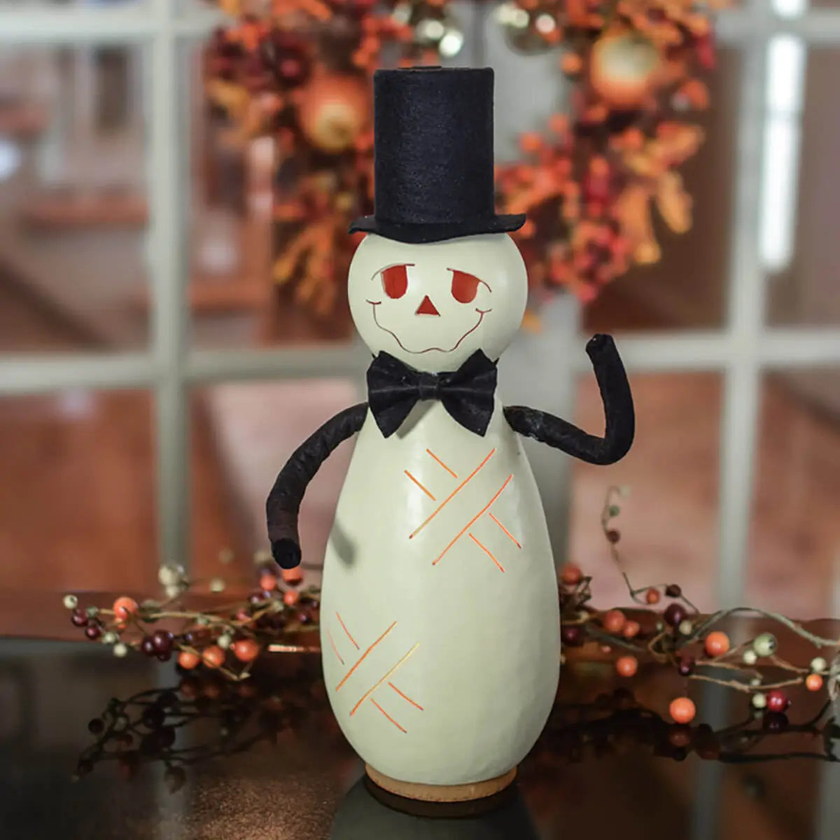 Hand-Crafted Mummy Gourd Luminary - Maverick Small