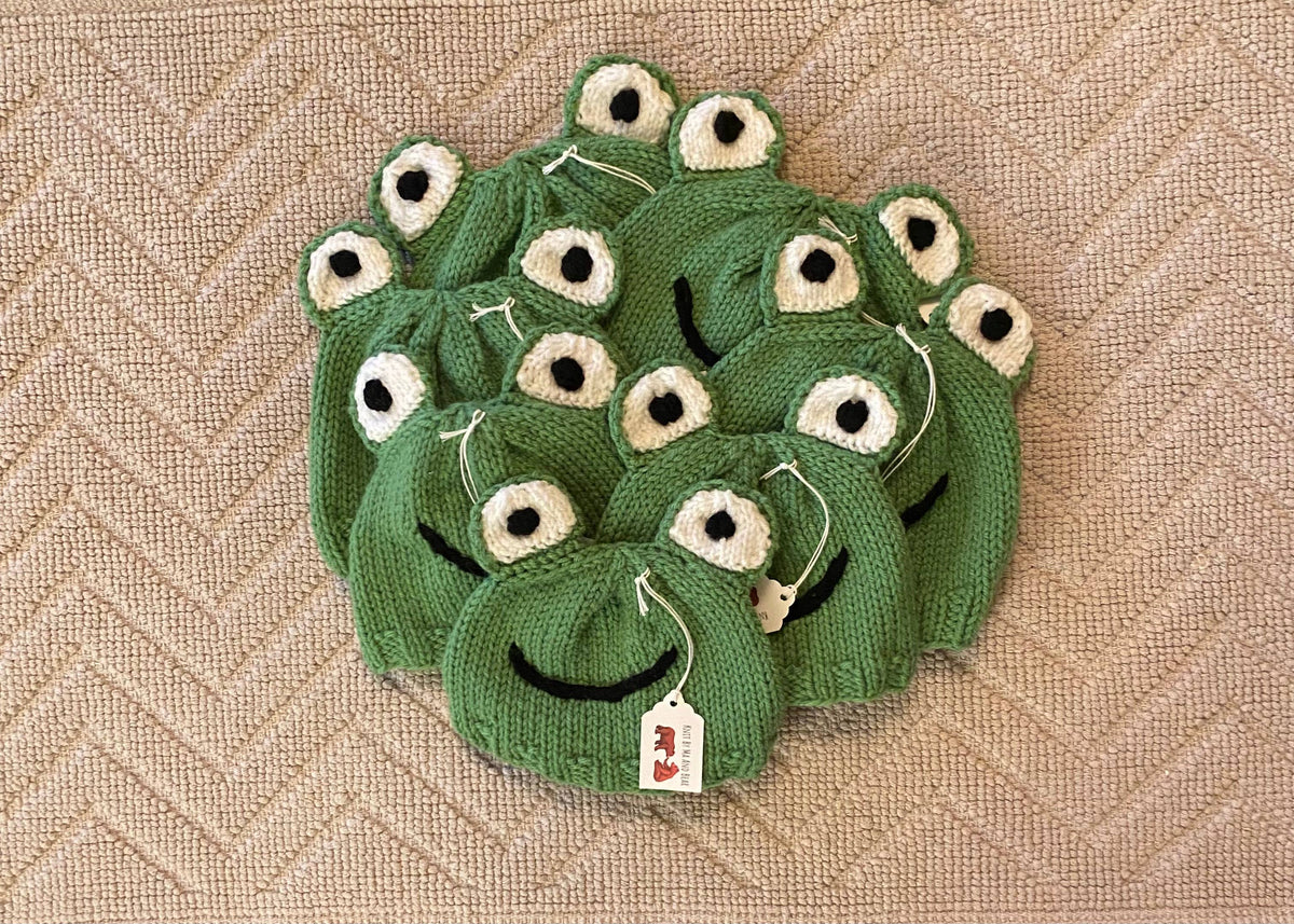 Frog hat; hand knit baby infant hats beanie newborn toddler: Baby