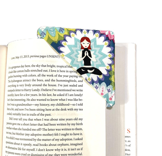 Fabric Corner Bookmark: Yoga Poses