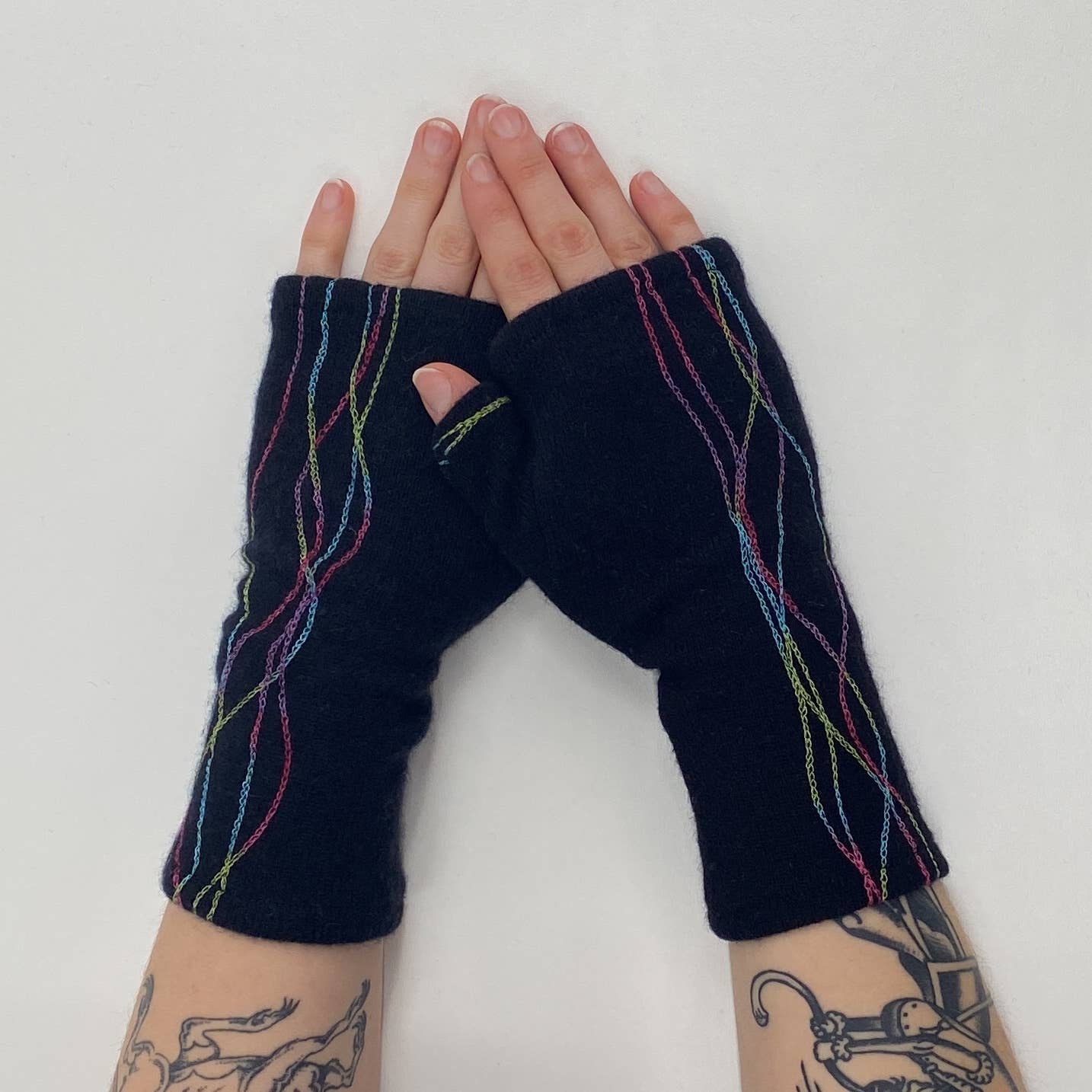 Fingerless Cashmere Gloves-Squiggle: Rainbow on Black / One Size Fits Most