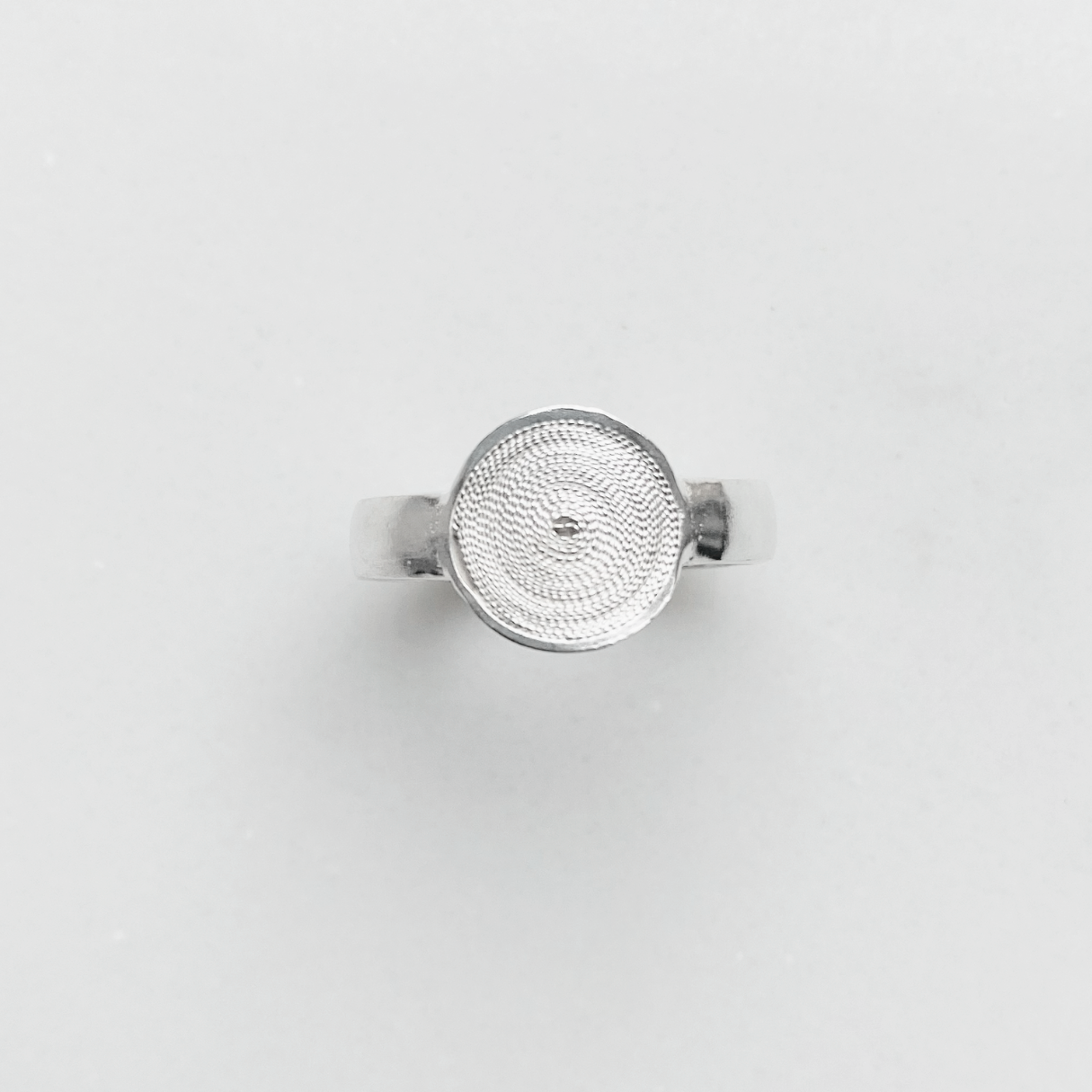 Ama Silver Ring Filigree: Size 6