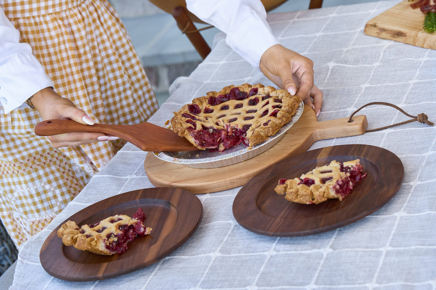 11" Cherry Wood Cake & Pie Server w/ Bee’s Oil Finish