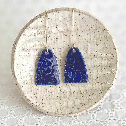 Hydrangea Tall Arch Earrings - Three Colors