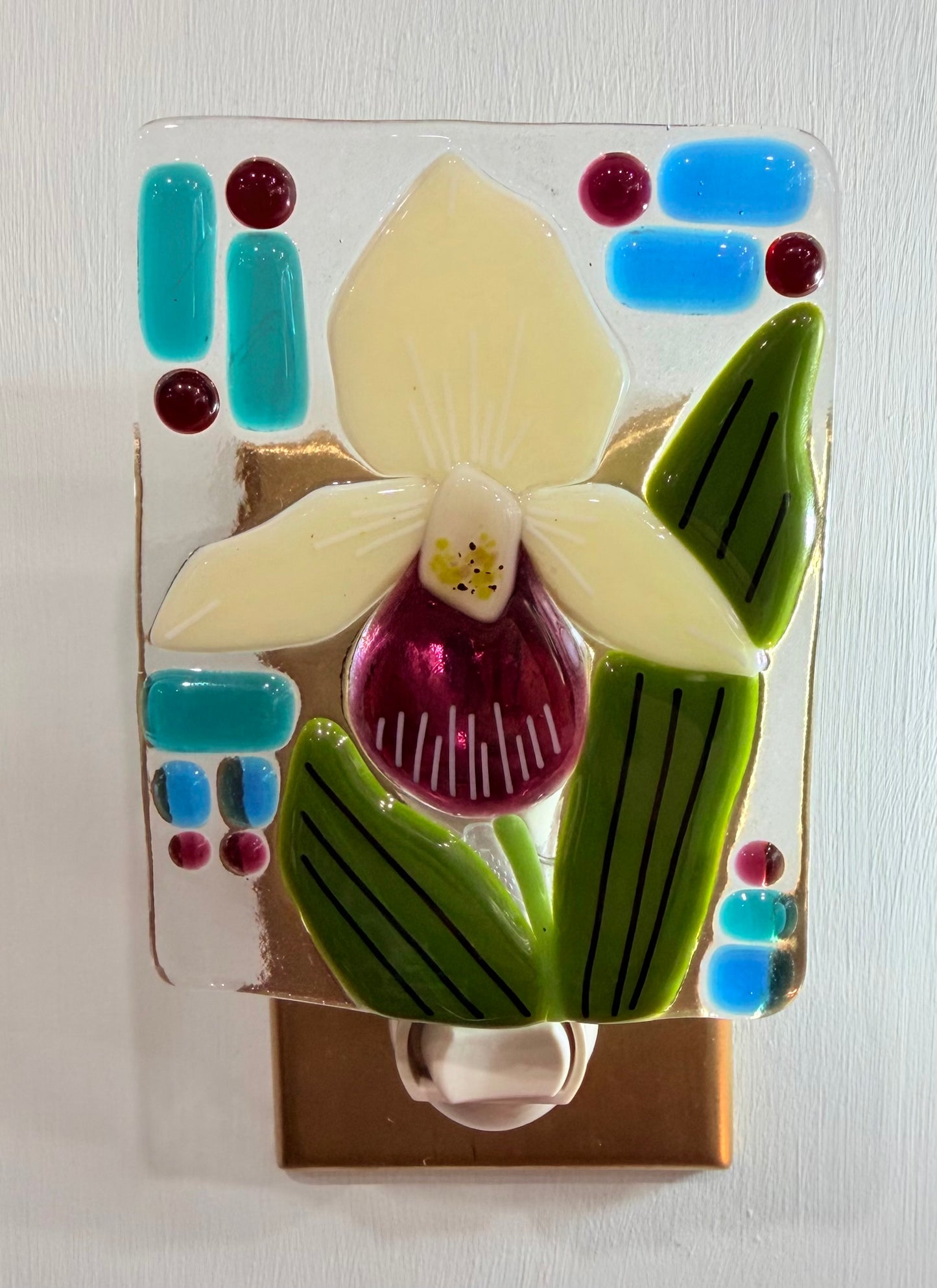 Trillium Fused Glass Nightlight