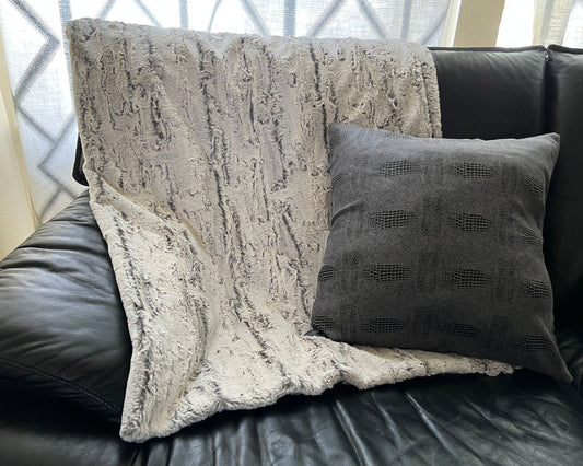 Luxury Faux Fur - Khaki