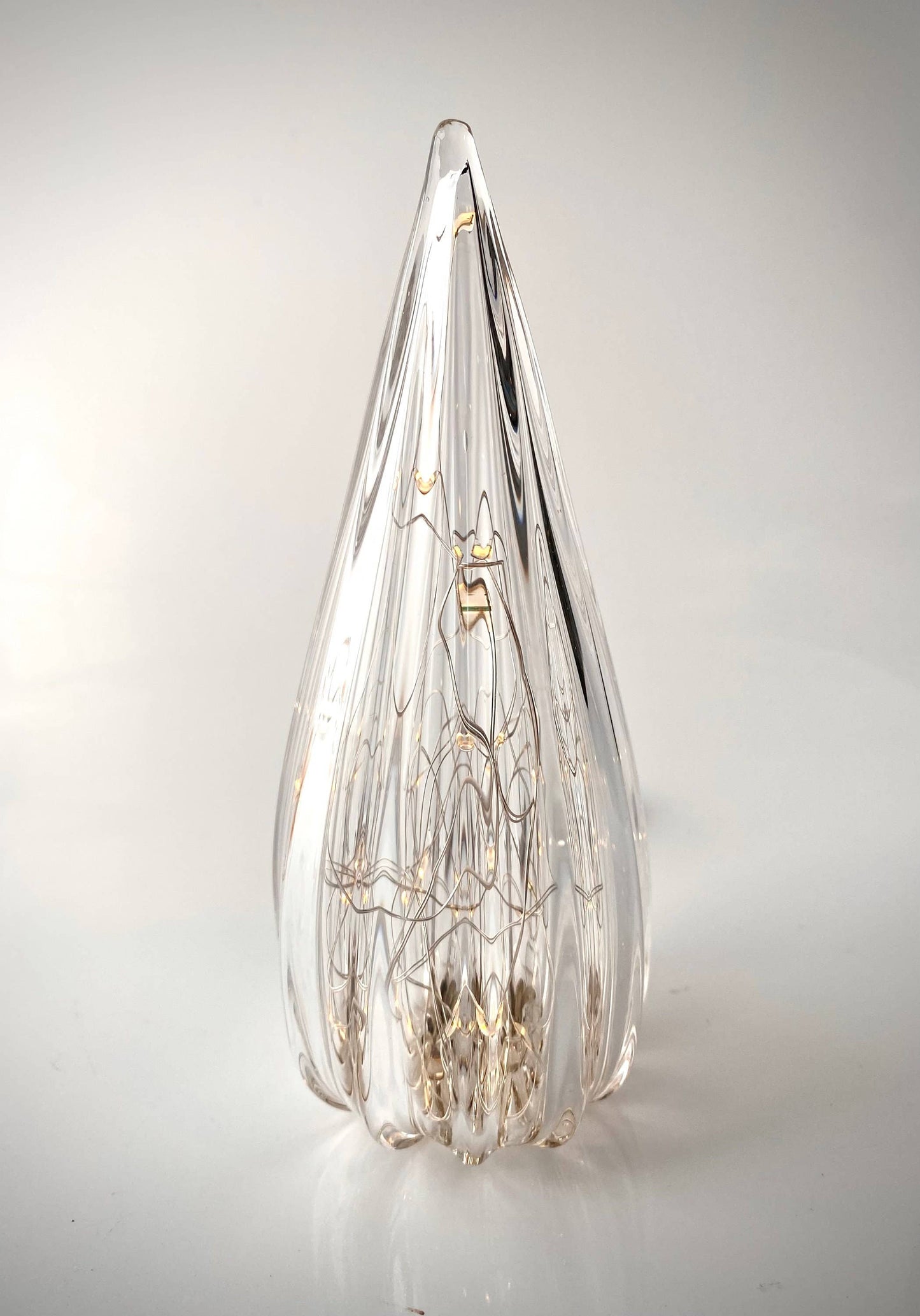 Twinkle Christmas Tree: Crystal Clear