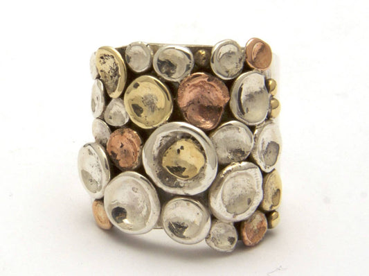 Pebbles on the Beach Ring