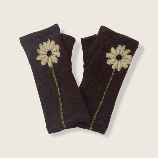 Fingerless Cashmere Gloves-Daisy: Cream on Brown / One Size Fits Most