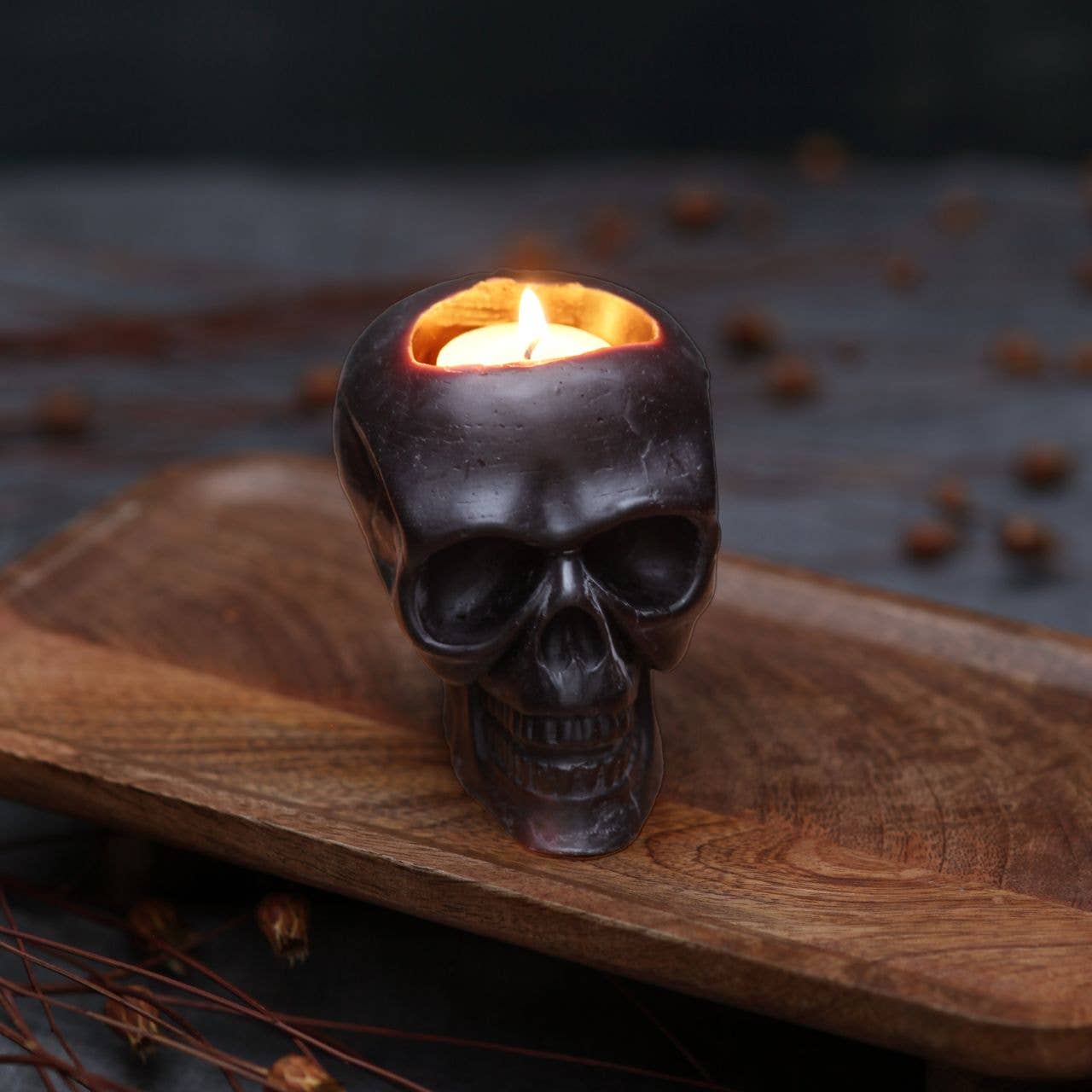 Sculpted Skull Candle – 100% Beeswax – Black