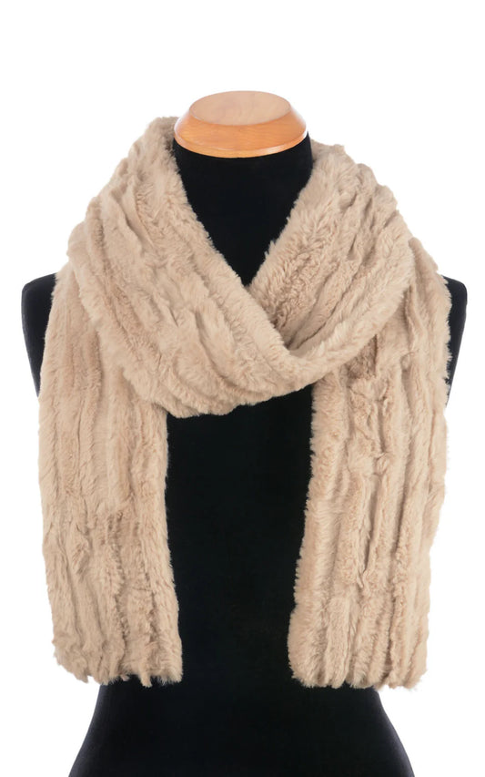 Cirrus Faux Fur Scarf in Honey