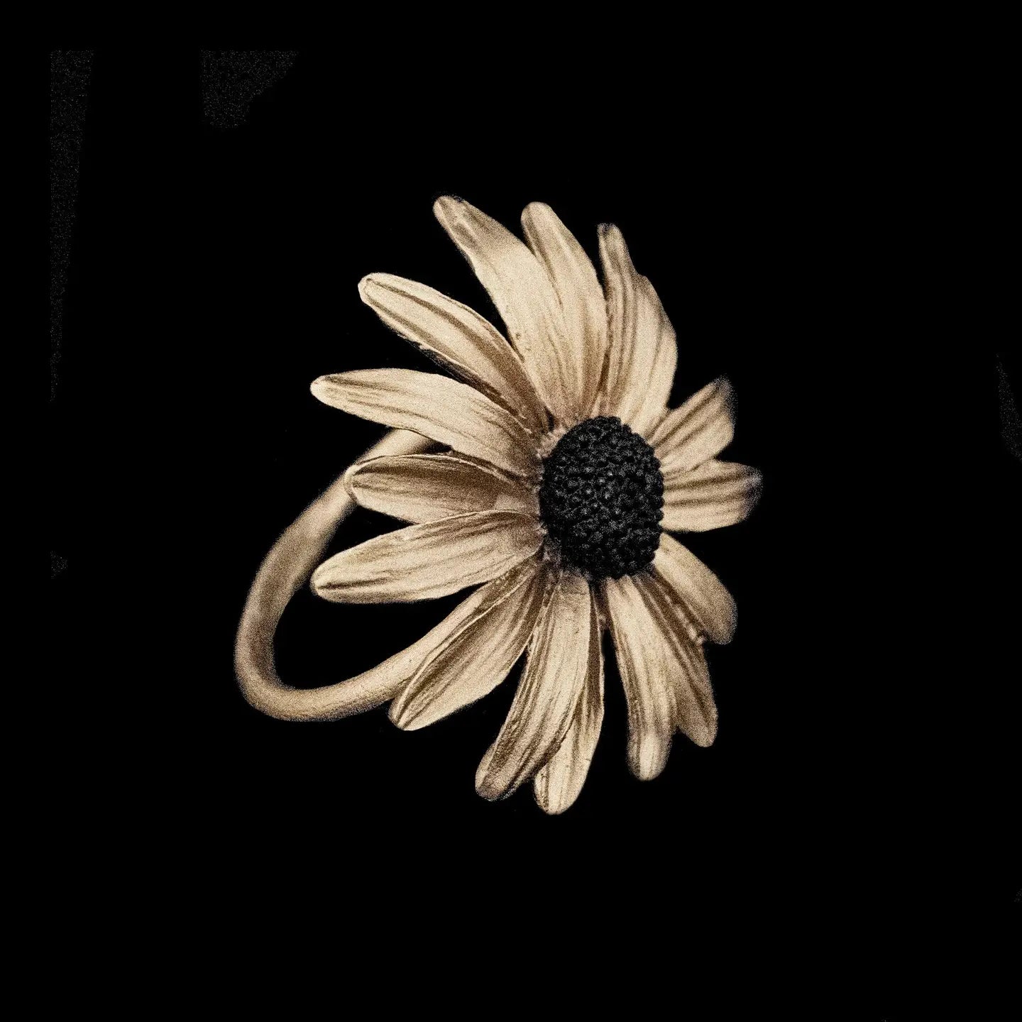Black Eyed Susan Napkin Rings - Set of Four