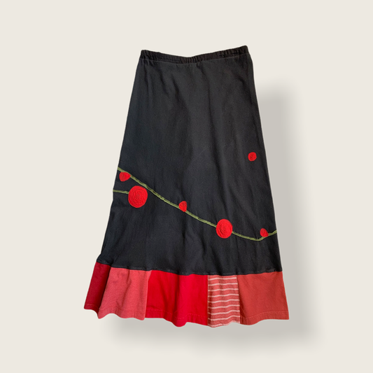 Long Appliqué Skirt-Roses: Black with Red Trim