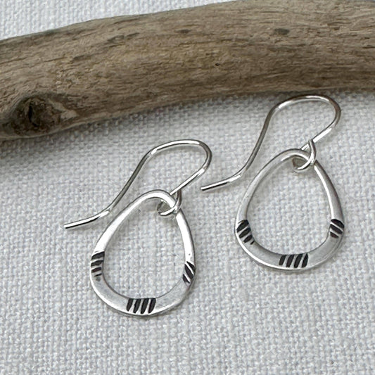 Dainty Sterling Silver Tiny Lisbeth Earrings – Textured Drop Dangle