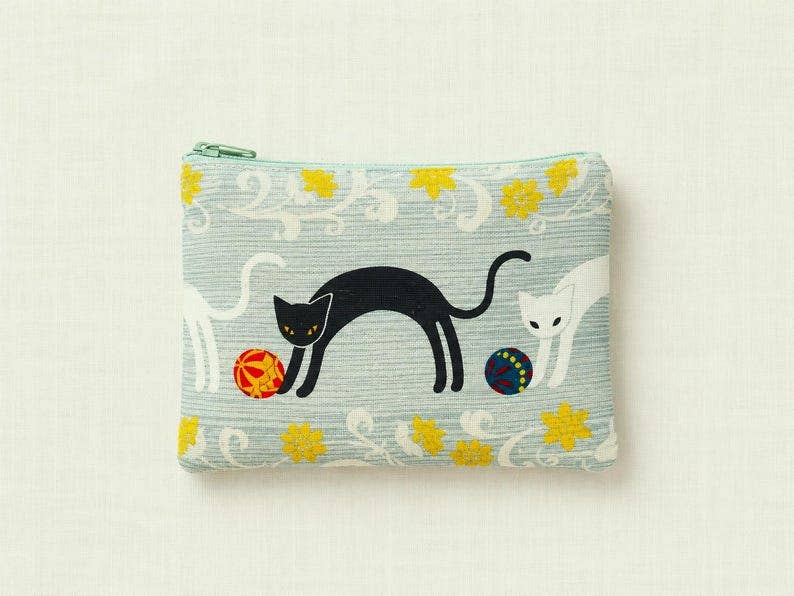 Gray Cat Pouch