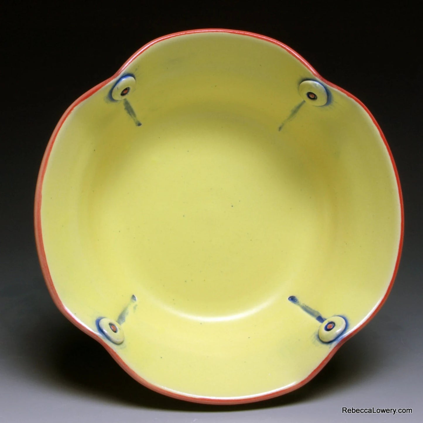 Button Cake Bowl