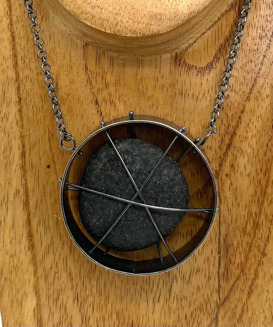 Trapped Rock Circle Necklace