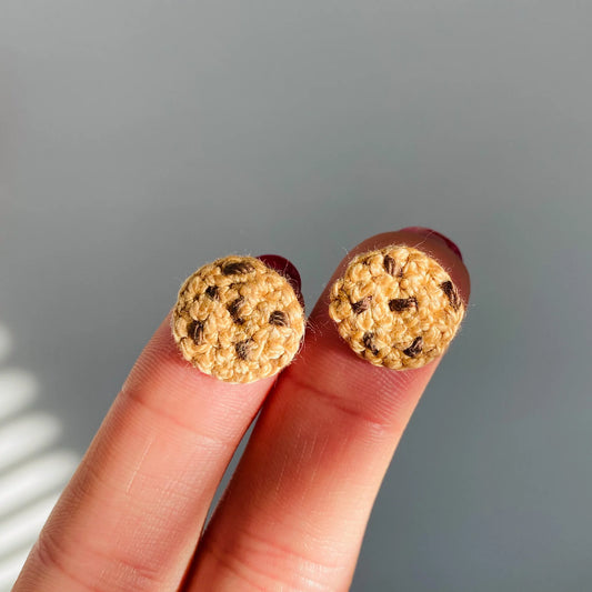 Crochet Chocolate Chip Cookie Studs